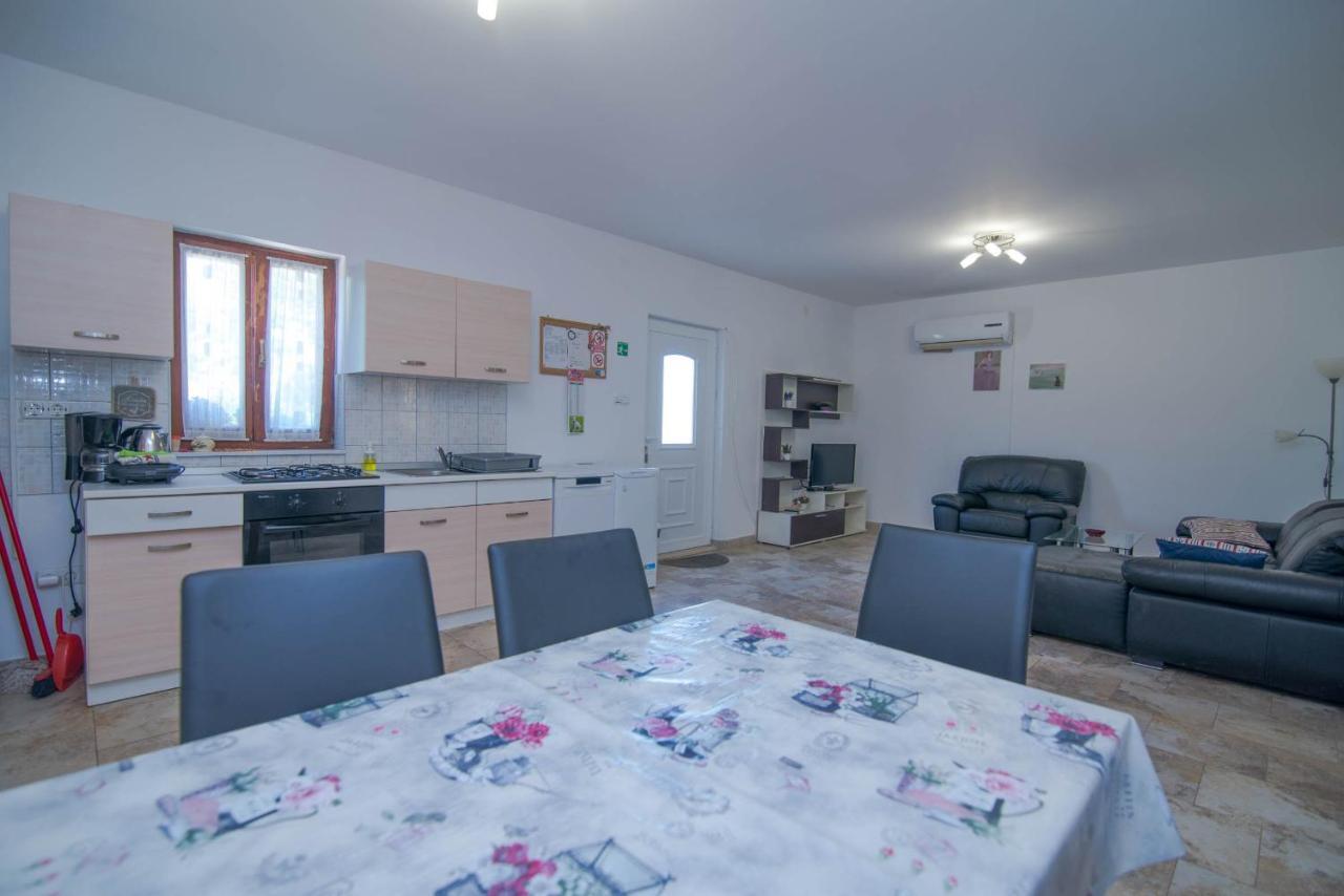 App Bonic Apartamento Veli Lošinj Exterior foto