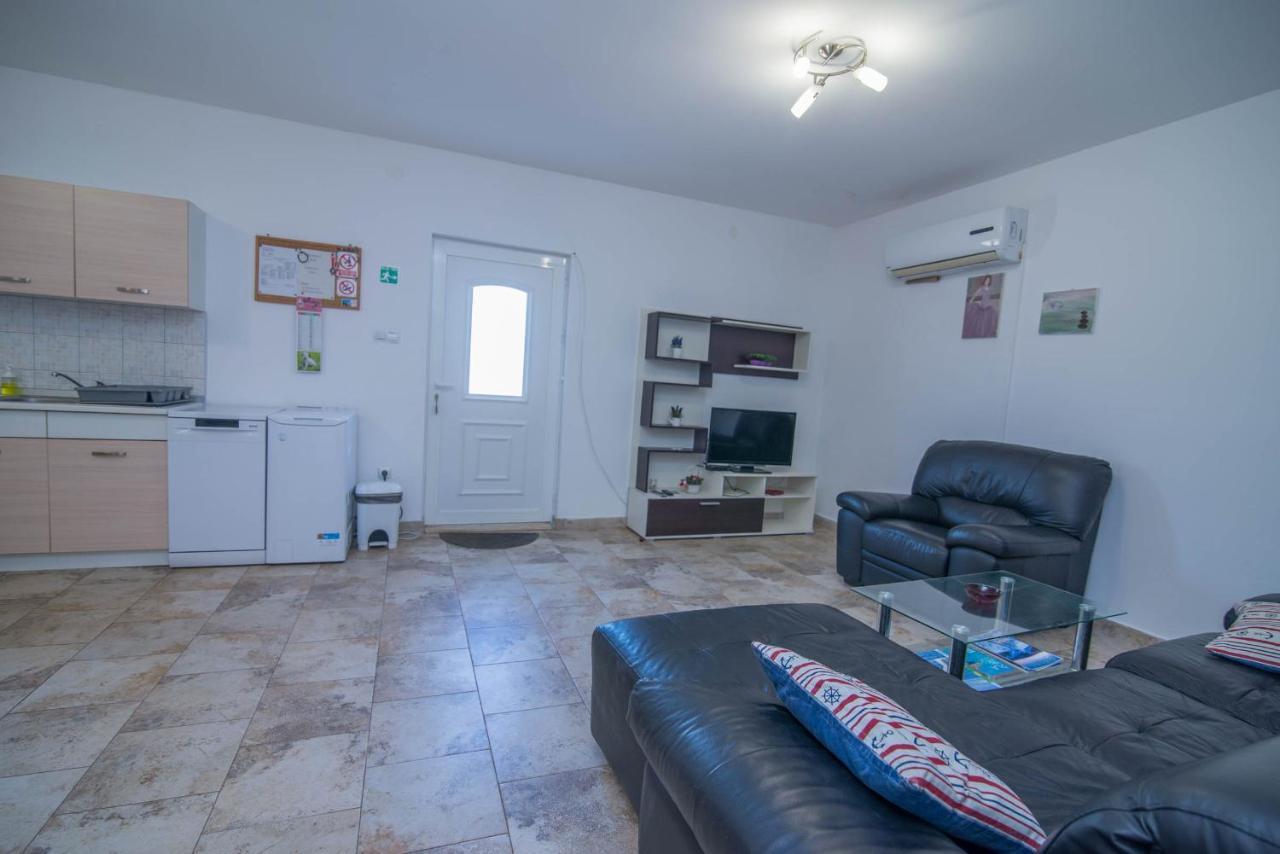App Bonic Apartamento Veli Lošinj Exterior foto